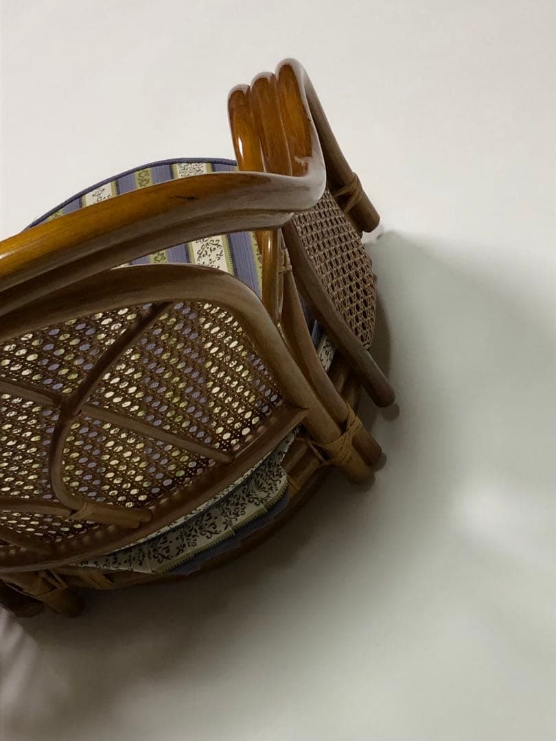 昭和レトロ　ラタン　椅子　上品　回転式