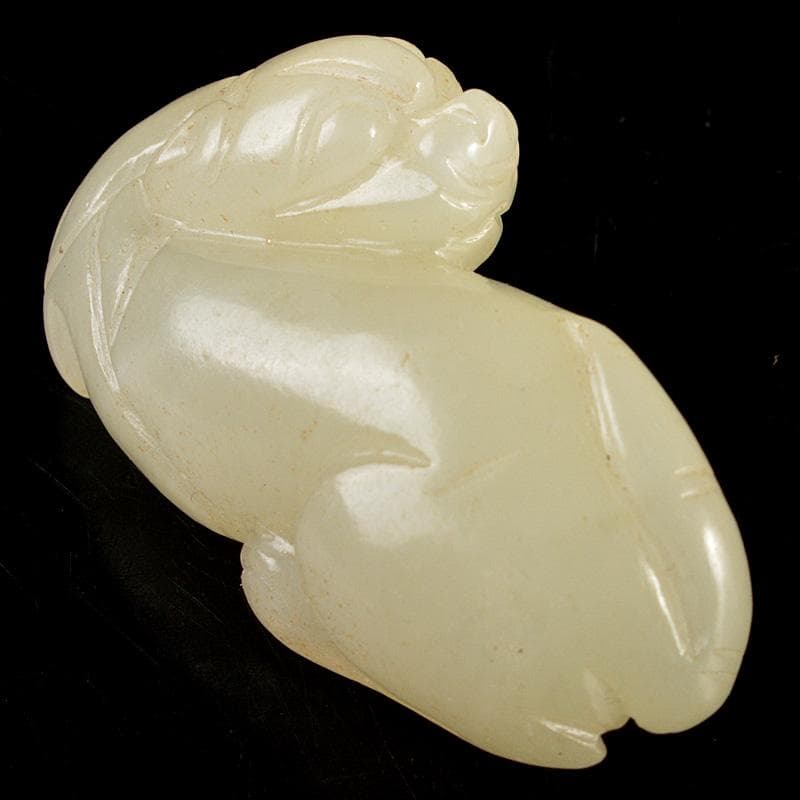 中国　玉石白玉彫刻　神獣刻　根付　紙鎮　置物　C　7084E