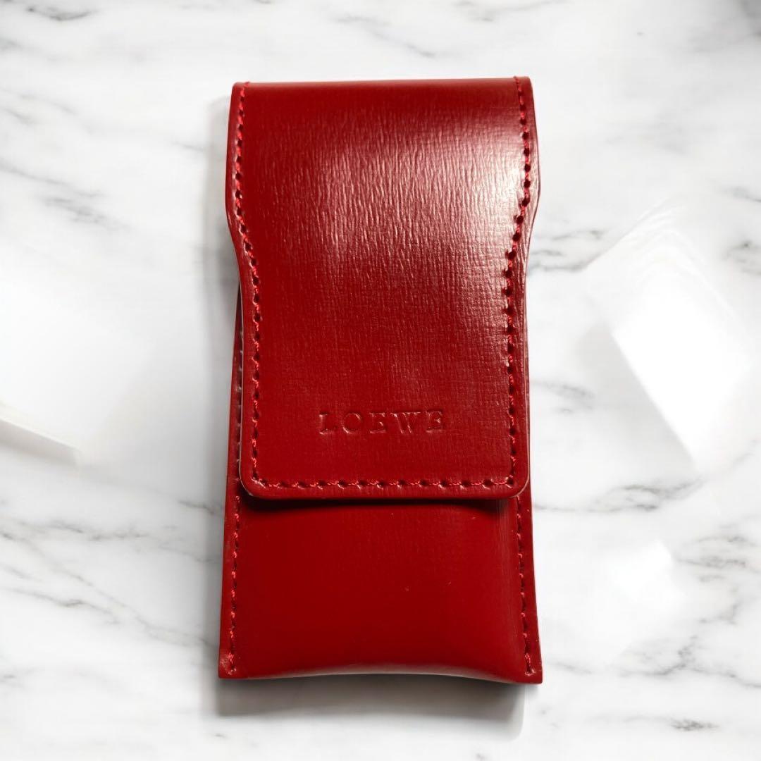 ロエベ LOEWE レザーケース ケアセット ハサミ 毛抜き 爪ファイル 未使用