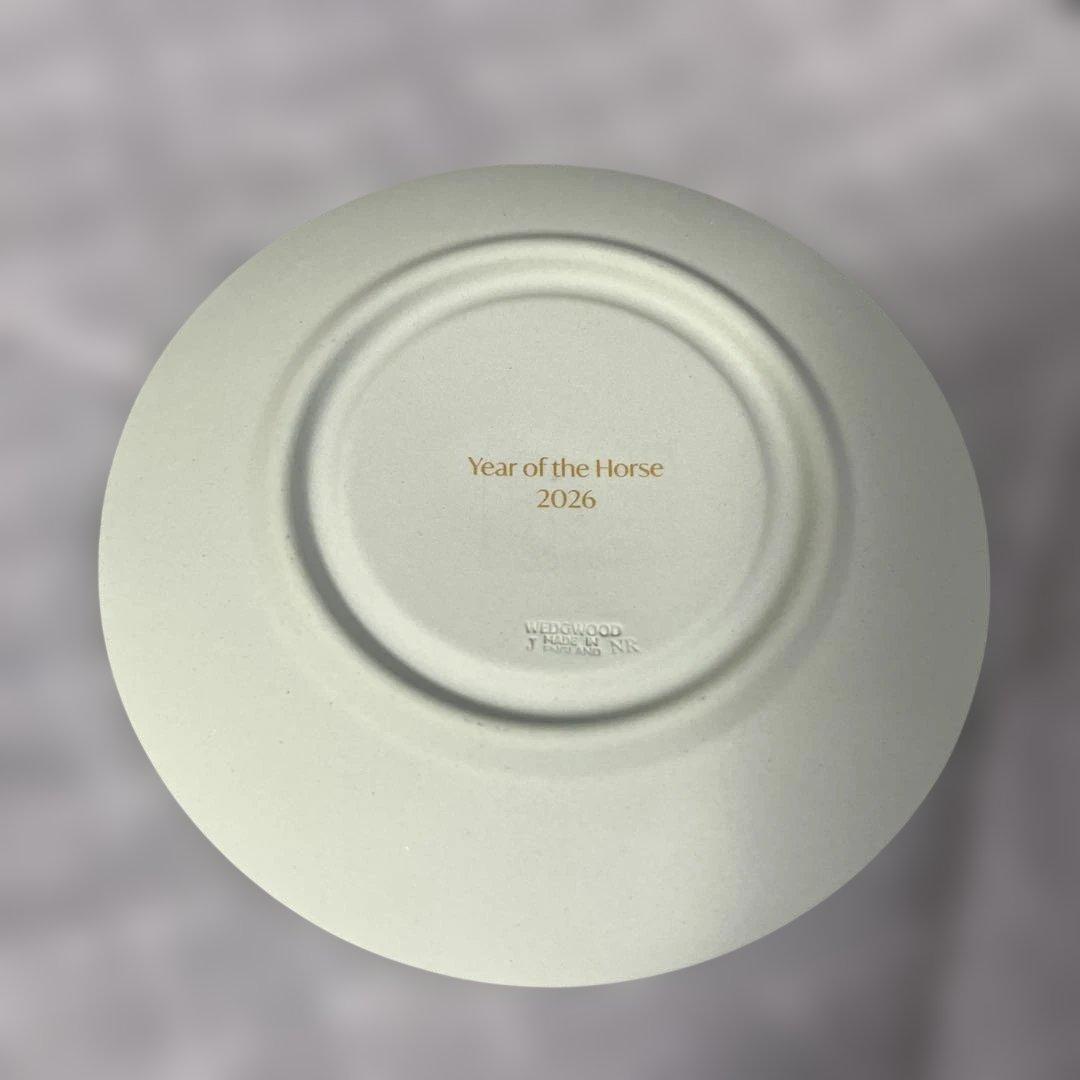 新品］Wedgwoodジャスパー 干支トレイ 2026午年、馬 - メルカリ