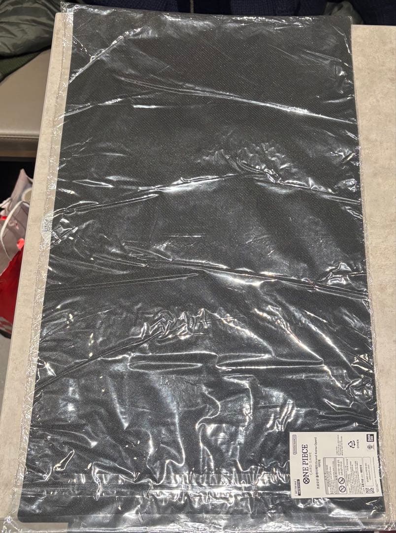 新品未使用】ワンピースカード ヤマト 希少 韓国限定 プレイマット