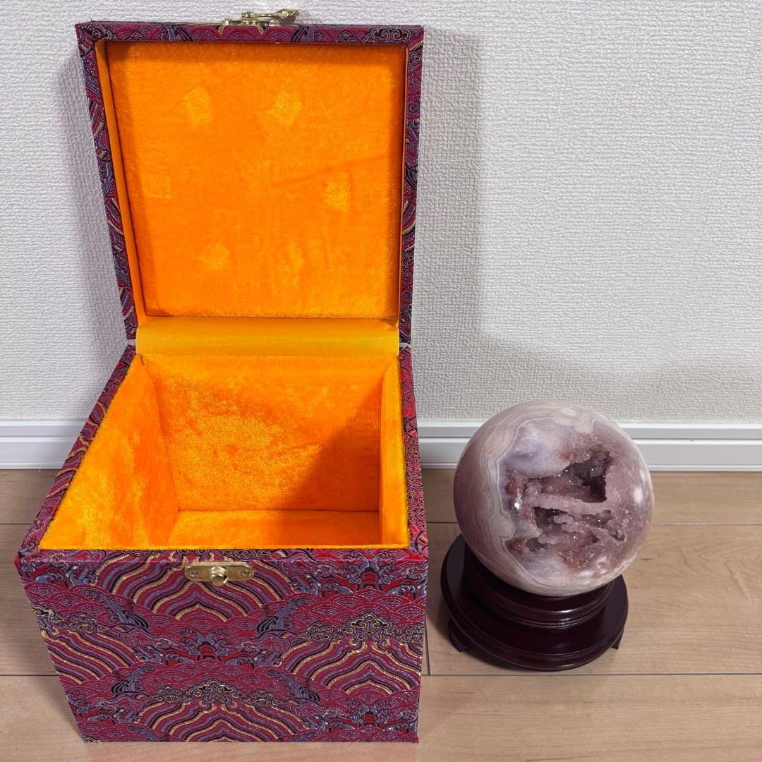 M-48天然ピンクアメジスト特大スフィア ドゥルージー晶洞 丸玉 3.16kg