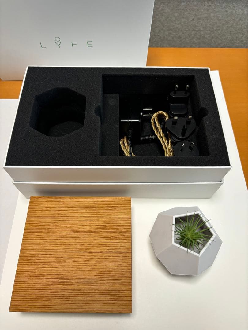 Lyfe 無重力プランター