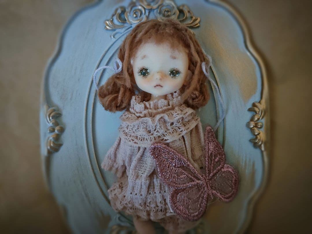 創作ドール♡ウィッグ,ボディ付き♡ 左側の女の子