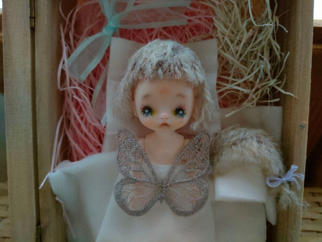 創作ドール♡ウィッグ,ボディ付き♡ 左側の女の子