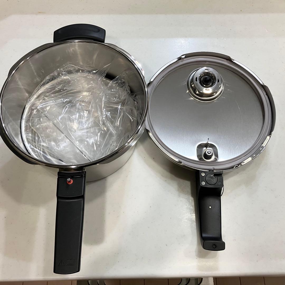 【新品未使用】フィスラー プレミアム圧力鍋 4.5L　IH対応 Fissler