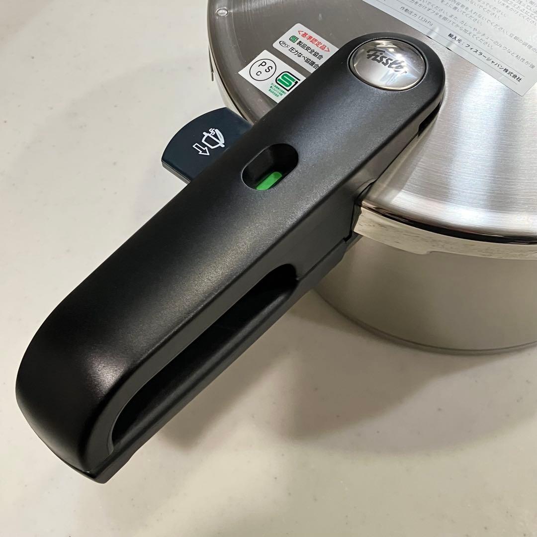 【新品未使用】フィスラー プレミアム圧力鍋 4.5L　IH対応 Fissler