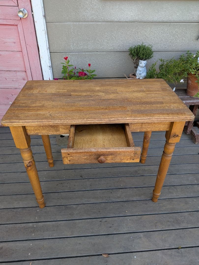 ろくろ脚のパソコンデスク　カントリーデスク　デスク　作業台引き出し付き