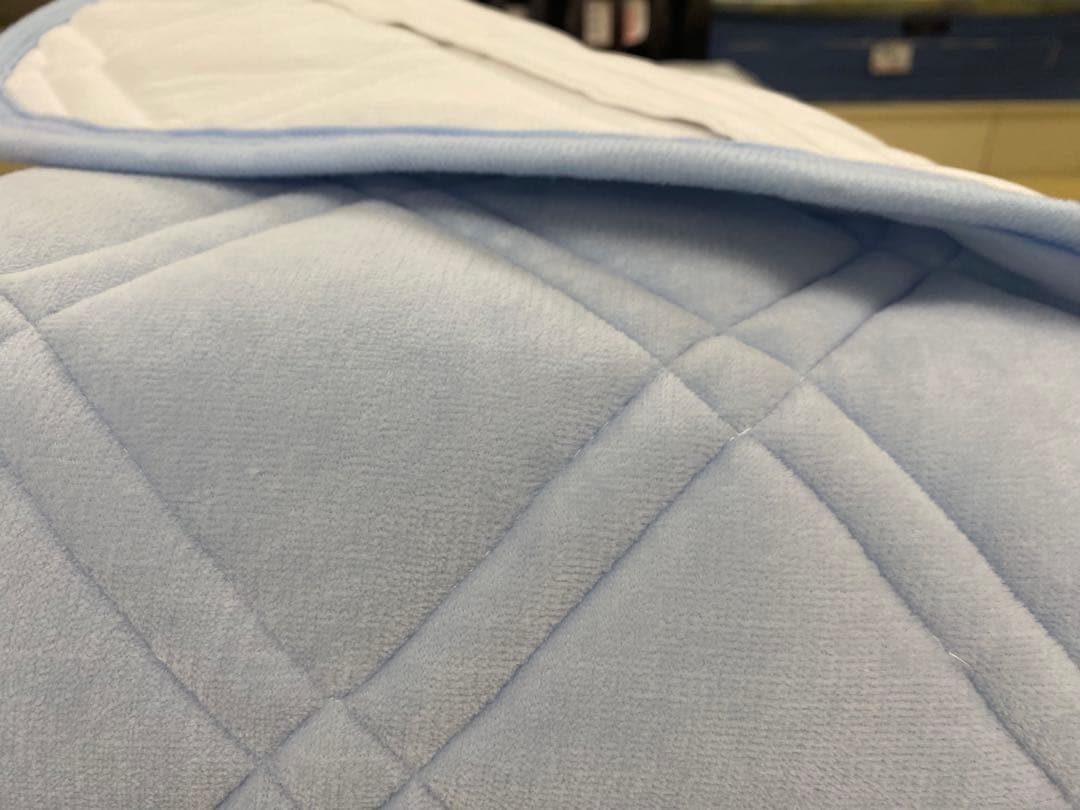 セミダブルサイズ・ロマンス　綿１００%敷きパッド・吸湿発熱素材使用・洗濯OK