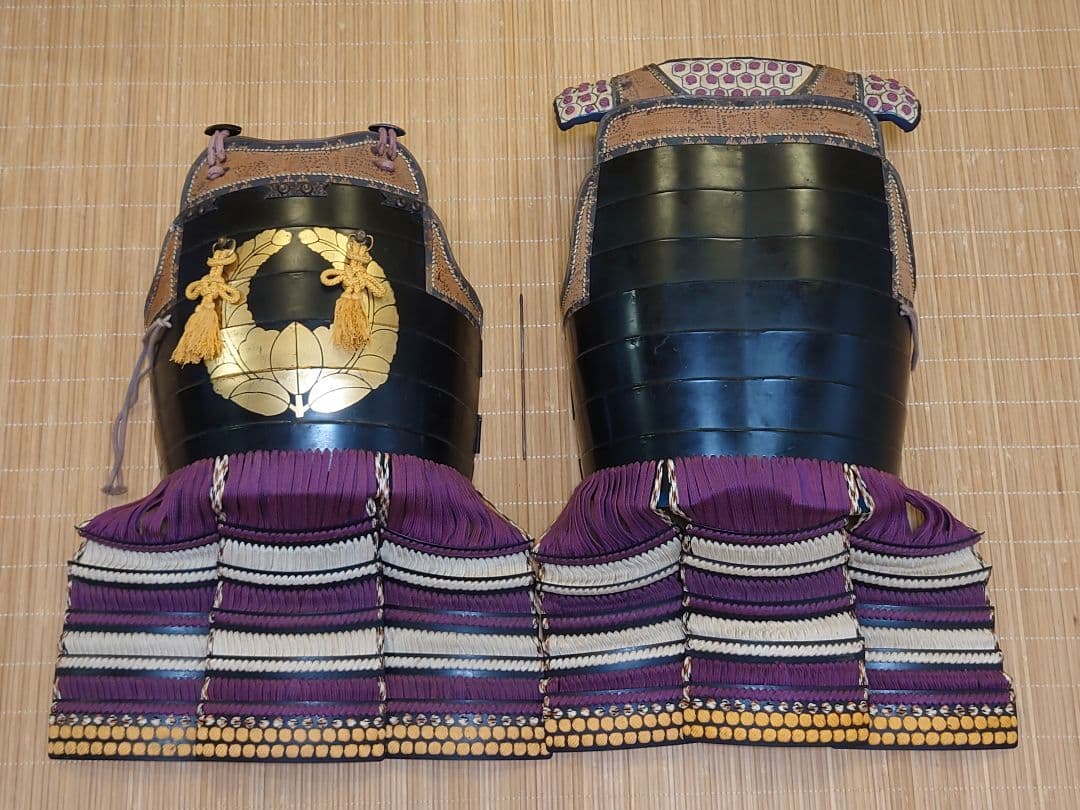 ★送料無料☆紫白糸威大袖黒二枚胴具足☆等身大鎧一領☆甲冑★