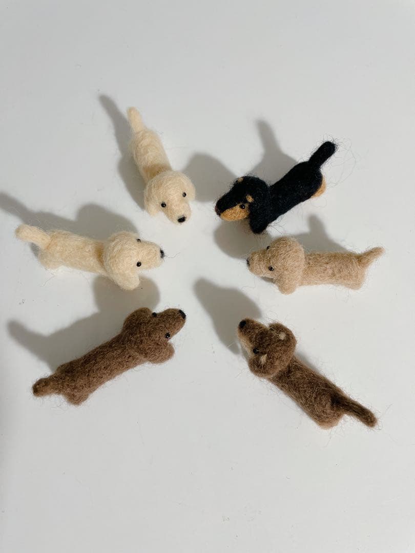 Rastaさま　羊毛フェルト　ミニチュアダックスフンド　シルバー　ブラックタン