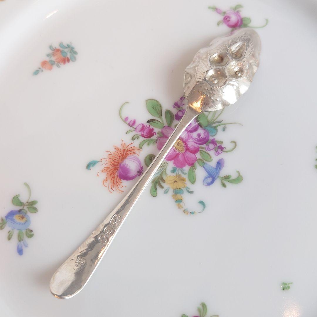 イギリス　純銀製　シルバースプーン エンボス ジャムスプーン　ベリースプーン