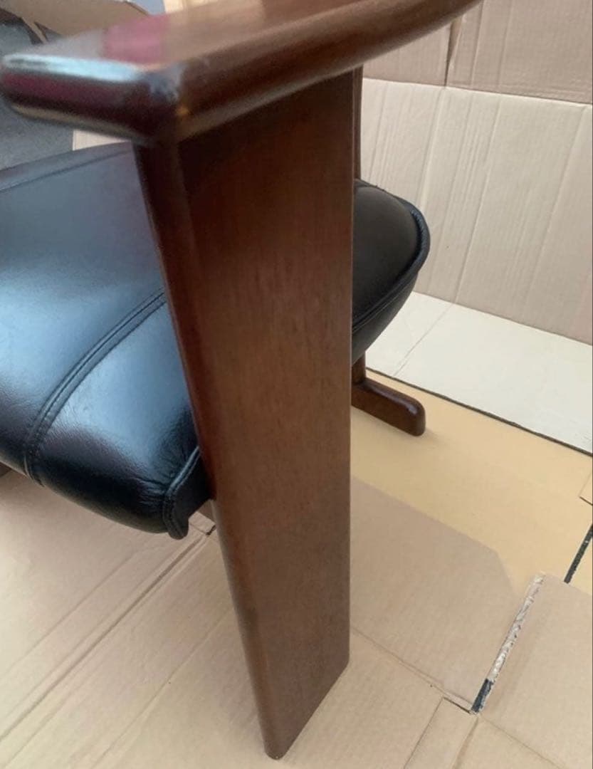 ②NAGANO 本革 ダイニングチェア アームチェア