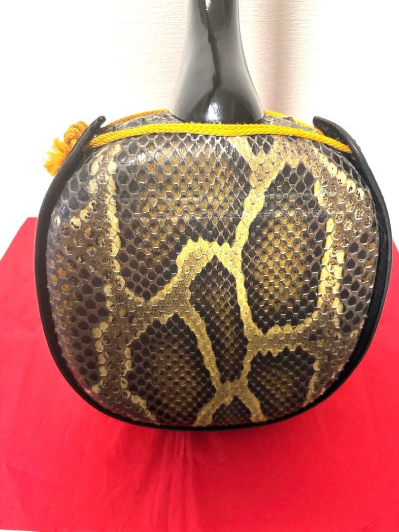 沖縄ちむぐくる三線 本蛇皮 強化張り 価格応相談可 - メルカリ