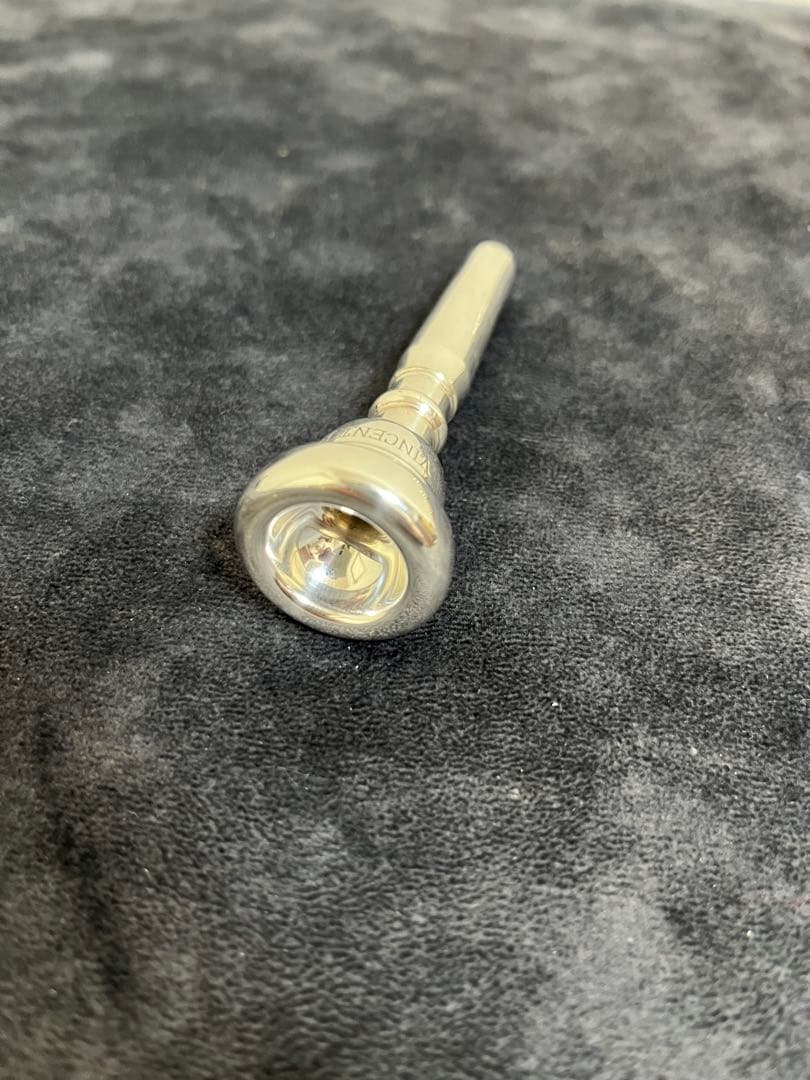 トランペットマウスピース BACH ARTISAN 1-1/2C SP