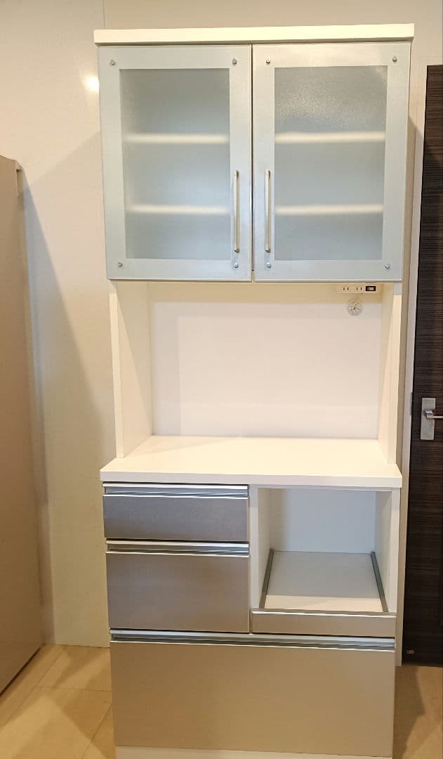 食器棚 フロストガラス扉付き