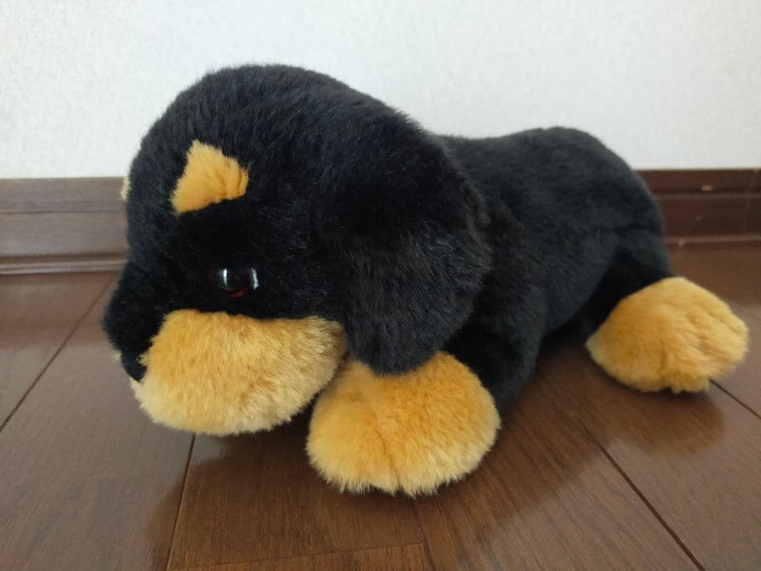 トイザらス】ミニチュアダックスフンド ぬいぐるみ - メルカリ