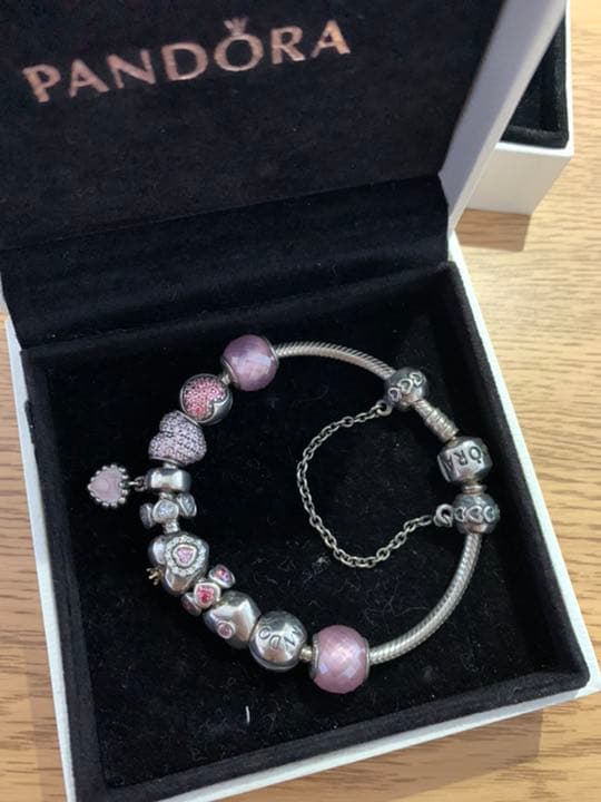Pandoraブレスレット