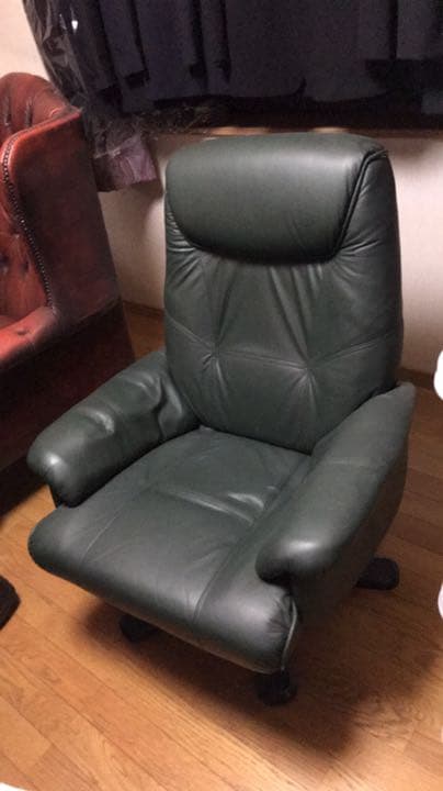 レザーチェアー