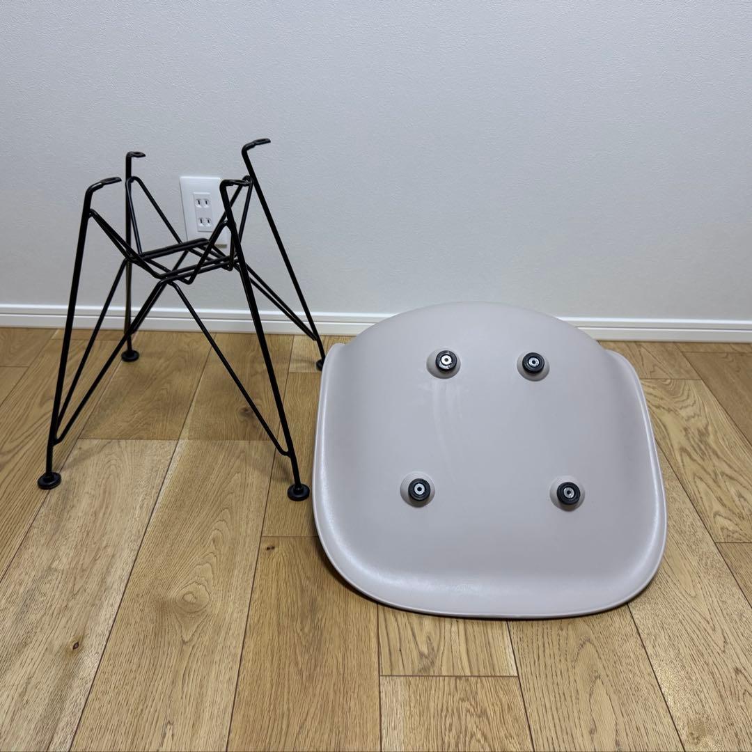 【送料込】4脚セット　イームズチェア（リプロダクト品）