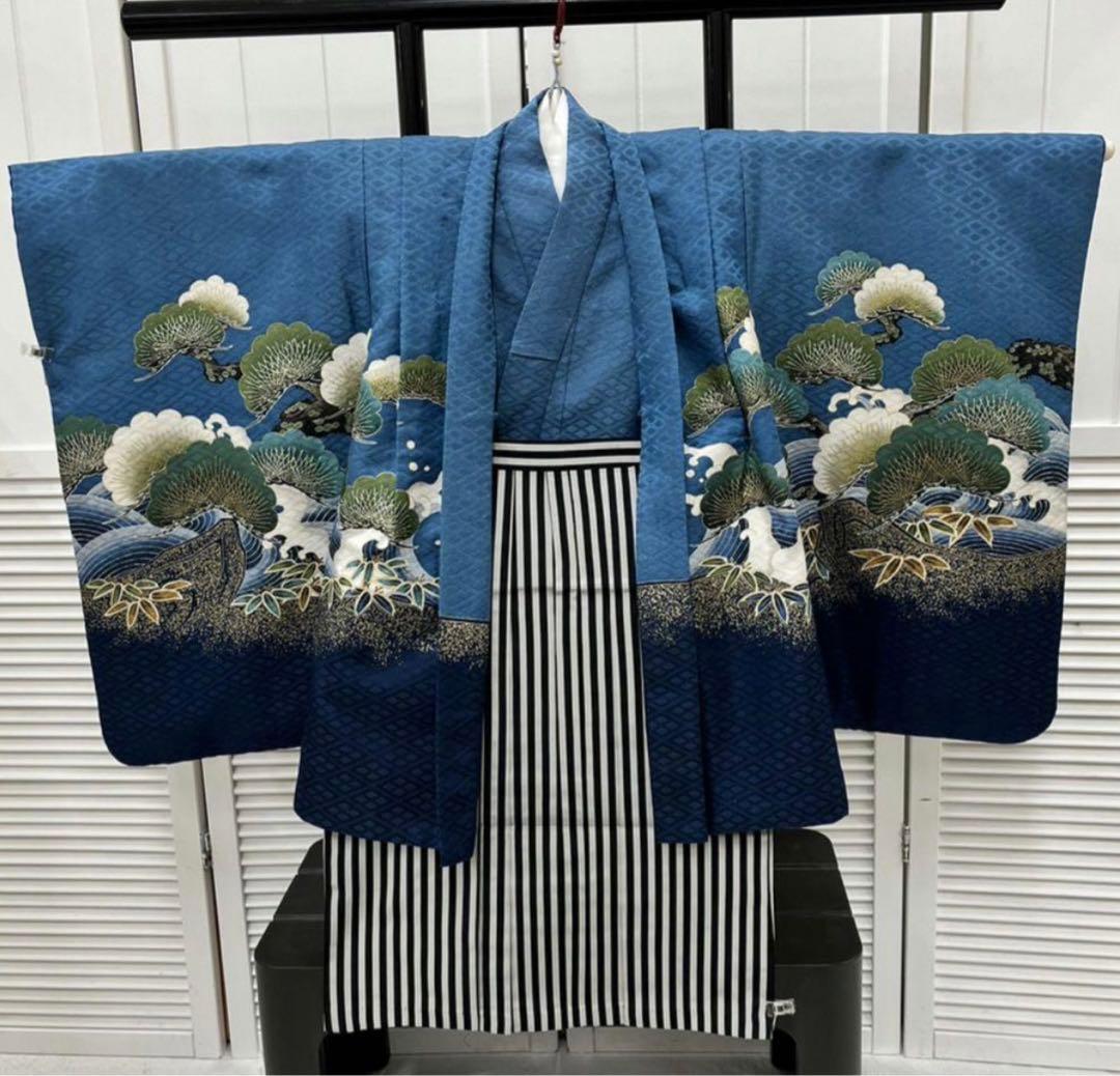 青色 鷹と松の刺繍 着物