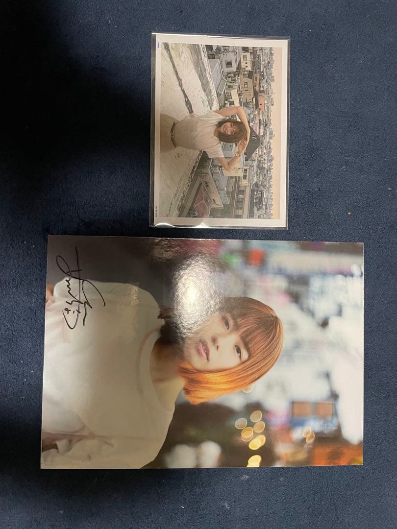 足立佳奈 ボード、写真（直筆サイン） - メルカリ