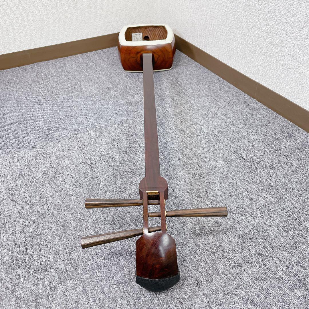 三味線 細棹 金細 トチ紅木 一本溝 綾杉彫り胴 K9 和楽器 - メルカリ