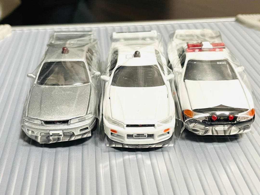 未使用】スカイライン GTR パトカー仕様ミニカーセット 6台 ニッサン