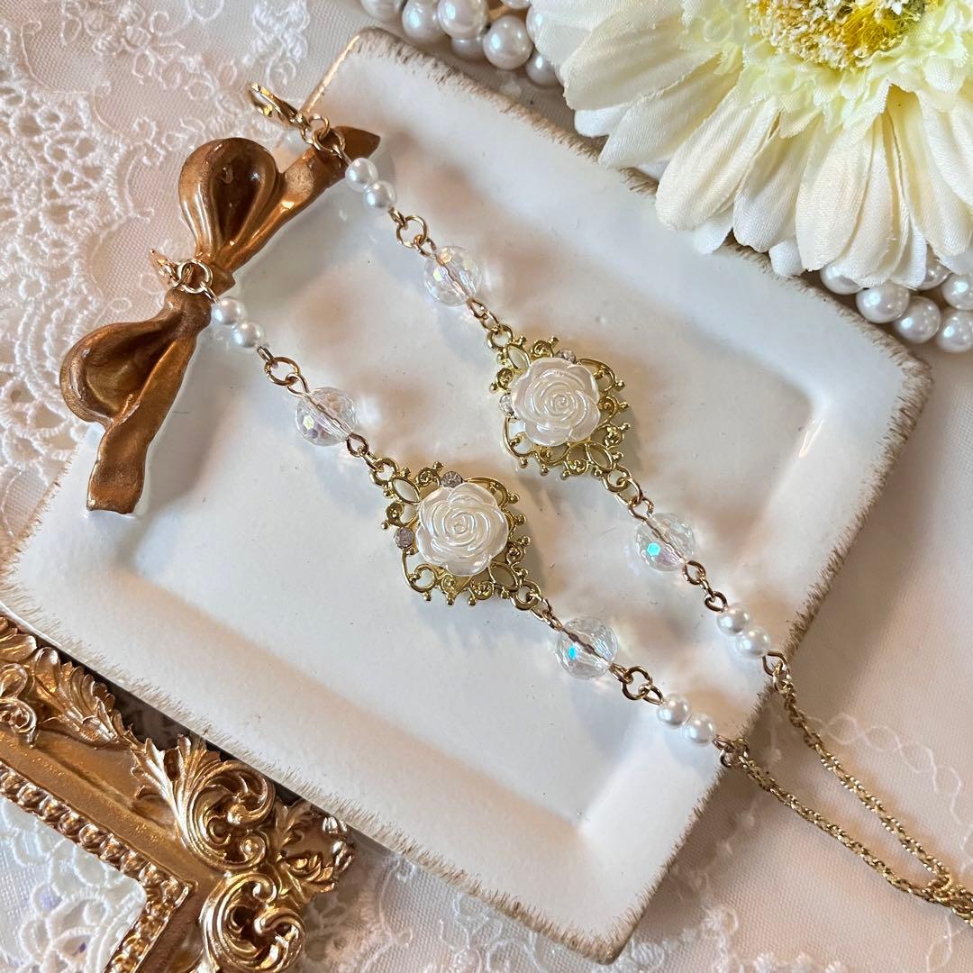 ♪❤️再販　 薔薇　パール　マスクチェーン　メガネチェーン