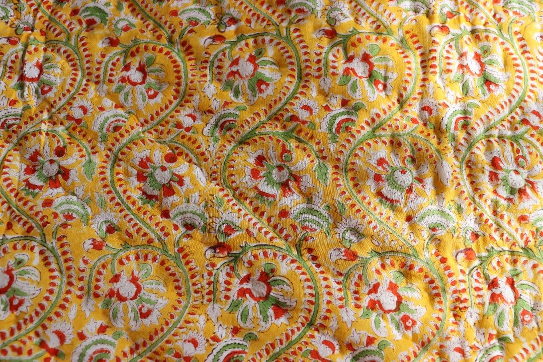 インドキルト布団　ブロックプリント