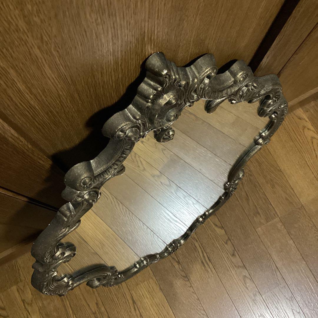 ロココ調　鏡　ミラー　アンティーク加工　壁掛けミラー　玄関鏡