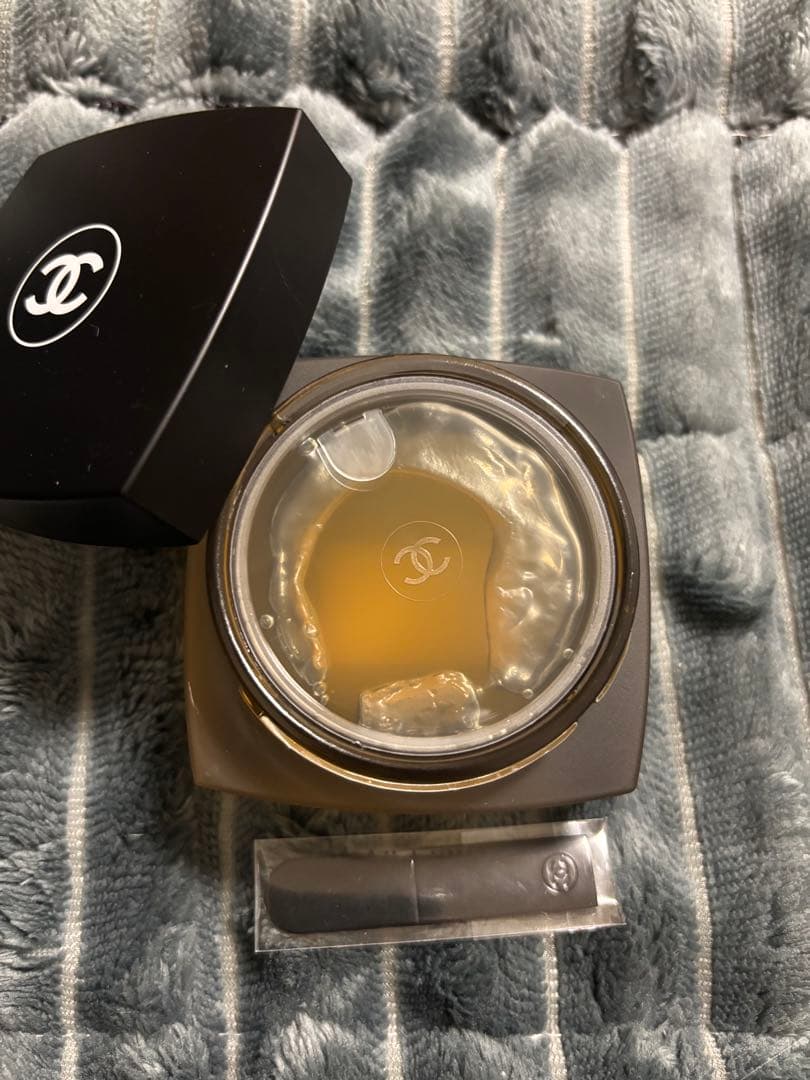 新品未使用シャネルCHANEL ルリフトプロ マスク