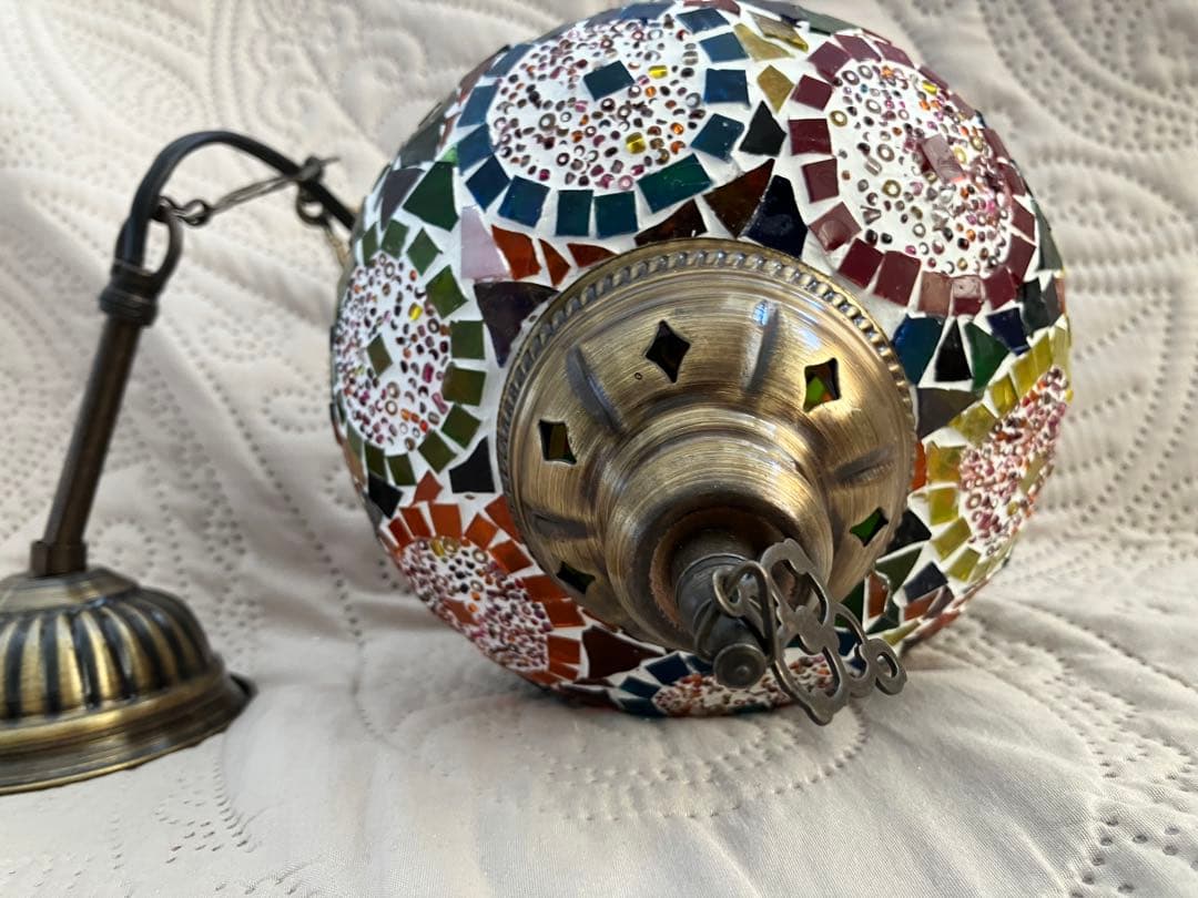 吊り下げ照明（ステンドガラス）