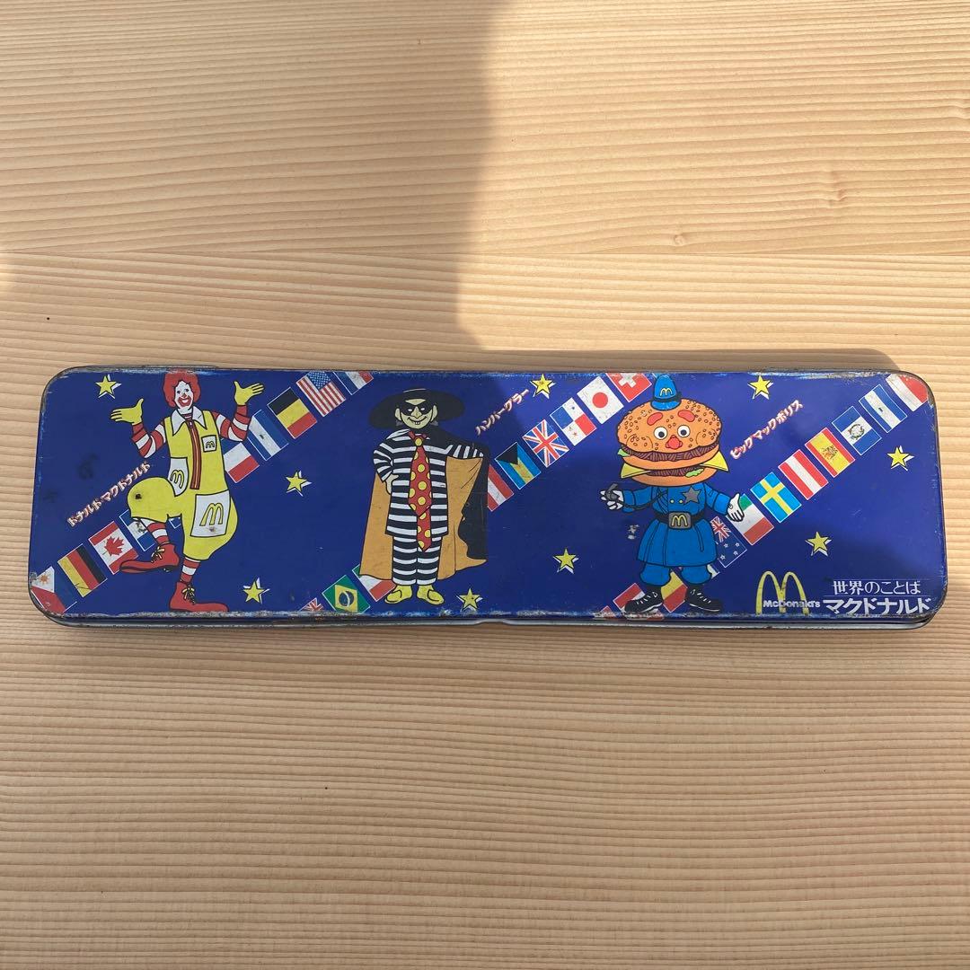 マクドナルド 缶ペンケース 昭和レトロ 世界のことば - メルカリ