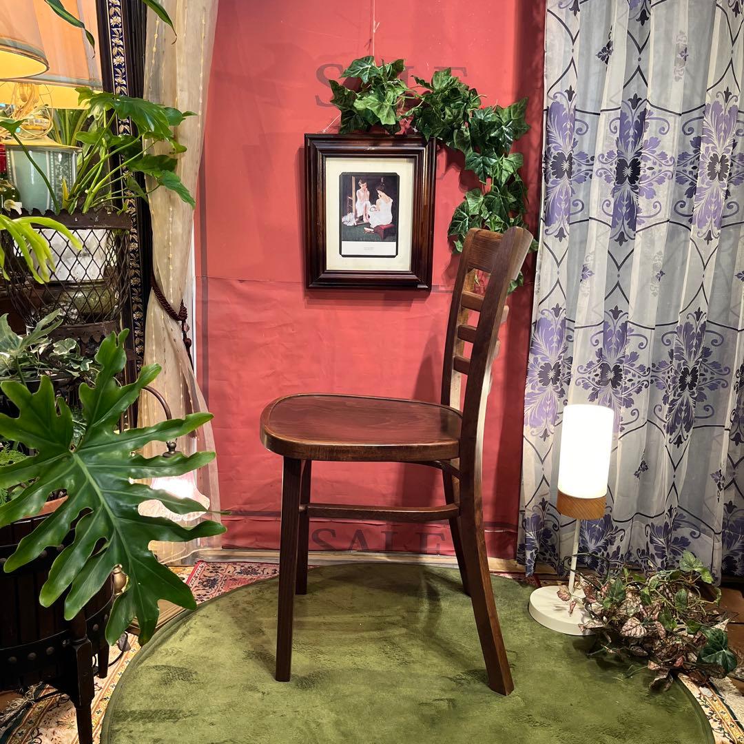 Sale ２脚セット　ヴィンテージ 曲木　ベントウッドチェア　軽量カフェチェア