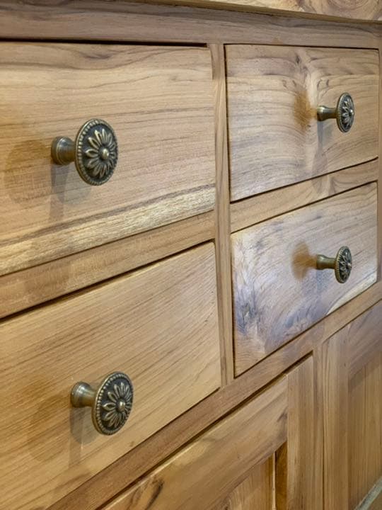 訳あり【送料無料】バリ島チーク無垢材カップボード通常275,000円がなんと！