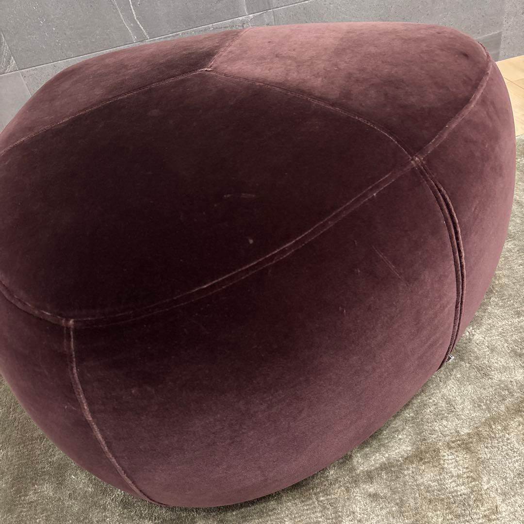 ボーコンセプト　Bermudaオットマン　フットスツールテーブル　Velvet