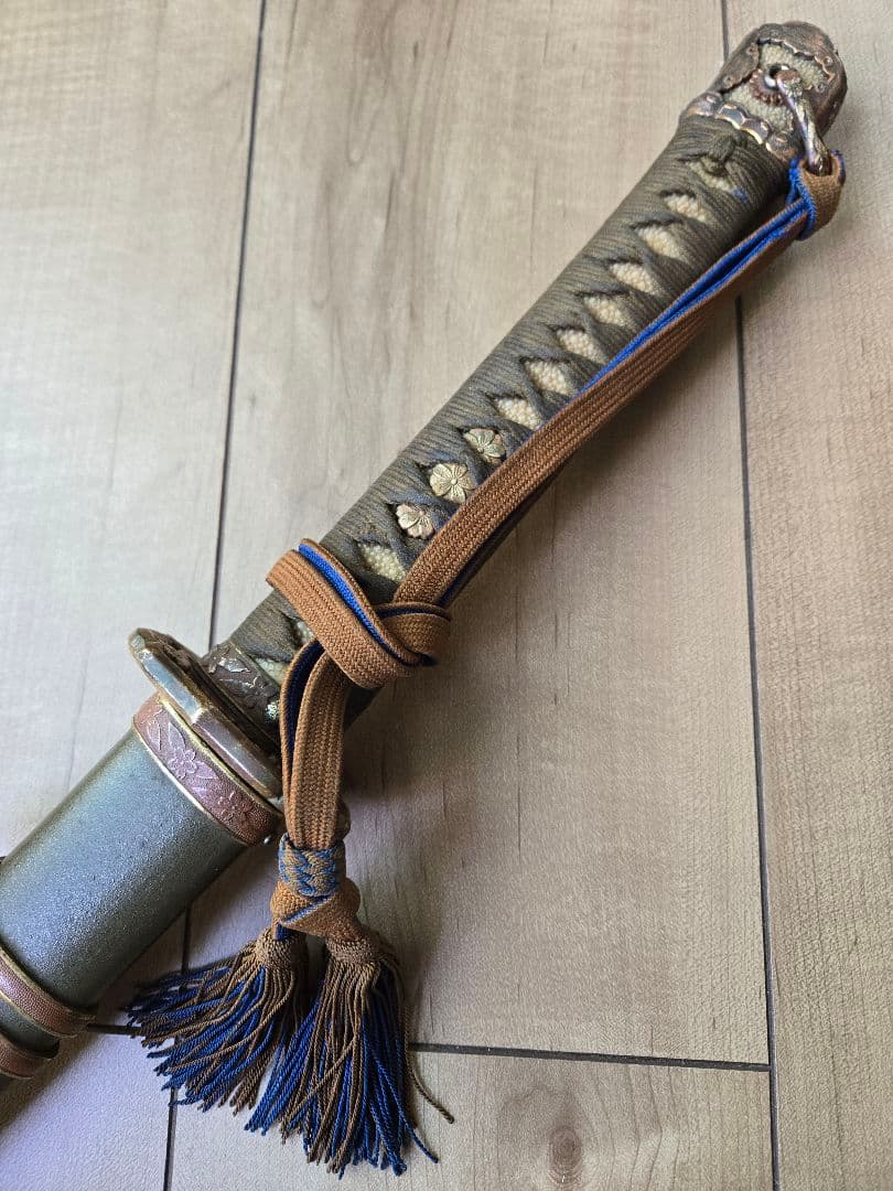 美品 陸軍九八式軍刀拵えのみ(刀緒、残欠つき) 刀身なし - メルカリ