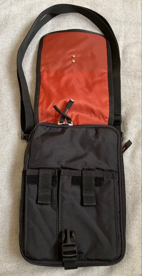 ファイナルファンタジーFF8スクウェア公式品スコールマンハッタンパッセージバッグ