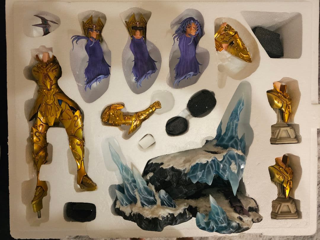 聖闘士星矢　ジェミニ　サガ　神聖衣　 ガレージキット