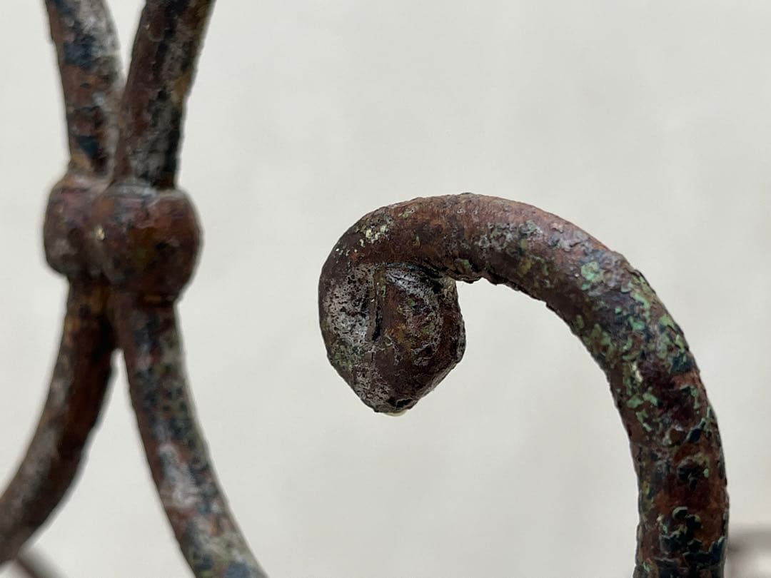 アンティーク　アイアン　ベッドフレーム