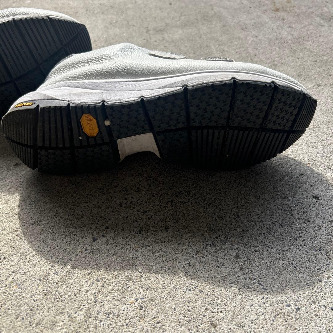 牛革カジュアルホワイトスニーカー