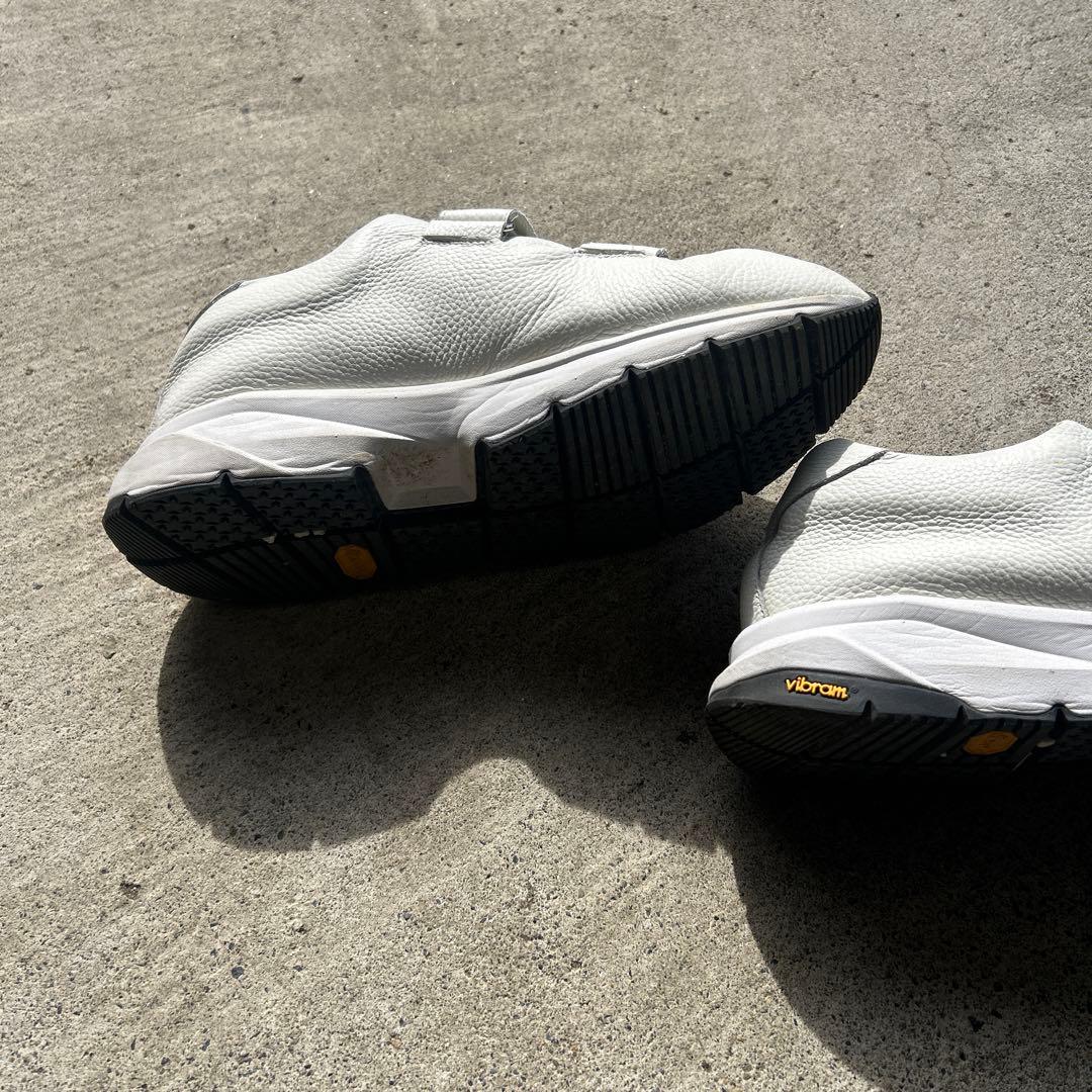 牛革カジュアルホワイトスニーカー