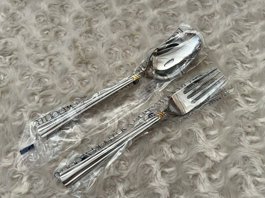 ラッキーウッド　カトラリーセット　エメラルド（金彩） ディナーセット〈33本〉