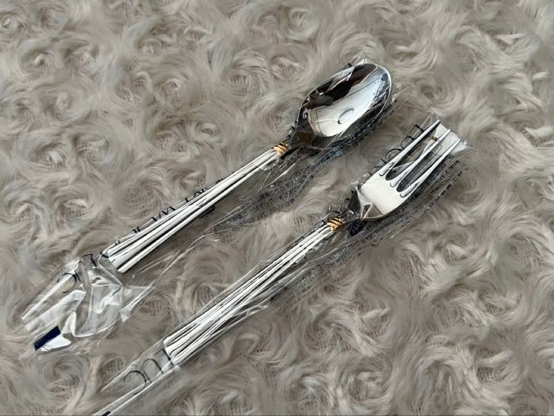 ラッキーウッド　カトラリーセット　エメラルド（金彩） ディナーセット〈33本〉