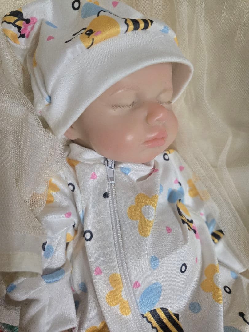 最終値下げです。シリコンリボーンドール女の子