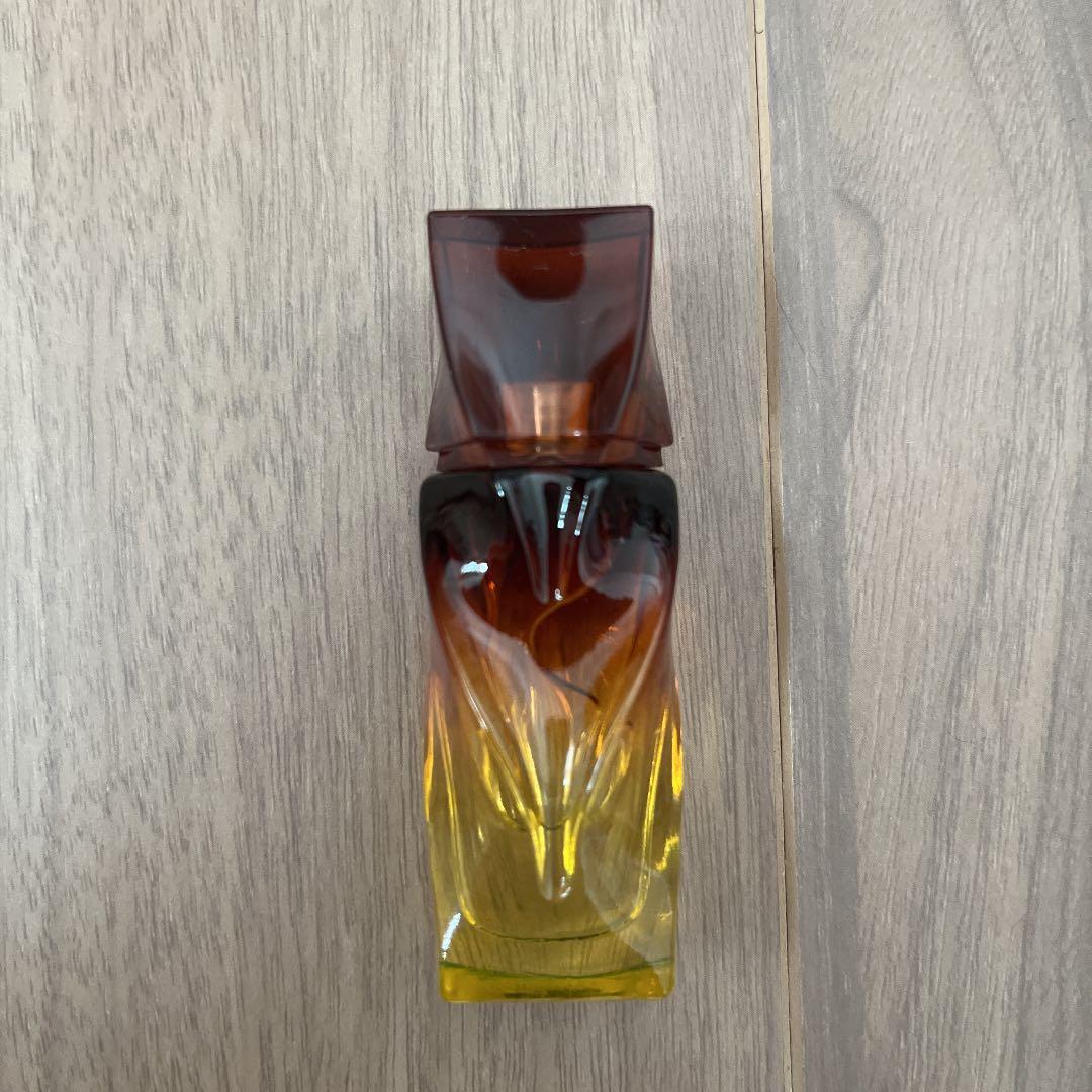 ルブタン香水　ビキニケスタセラ