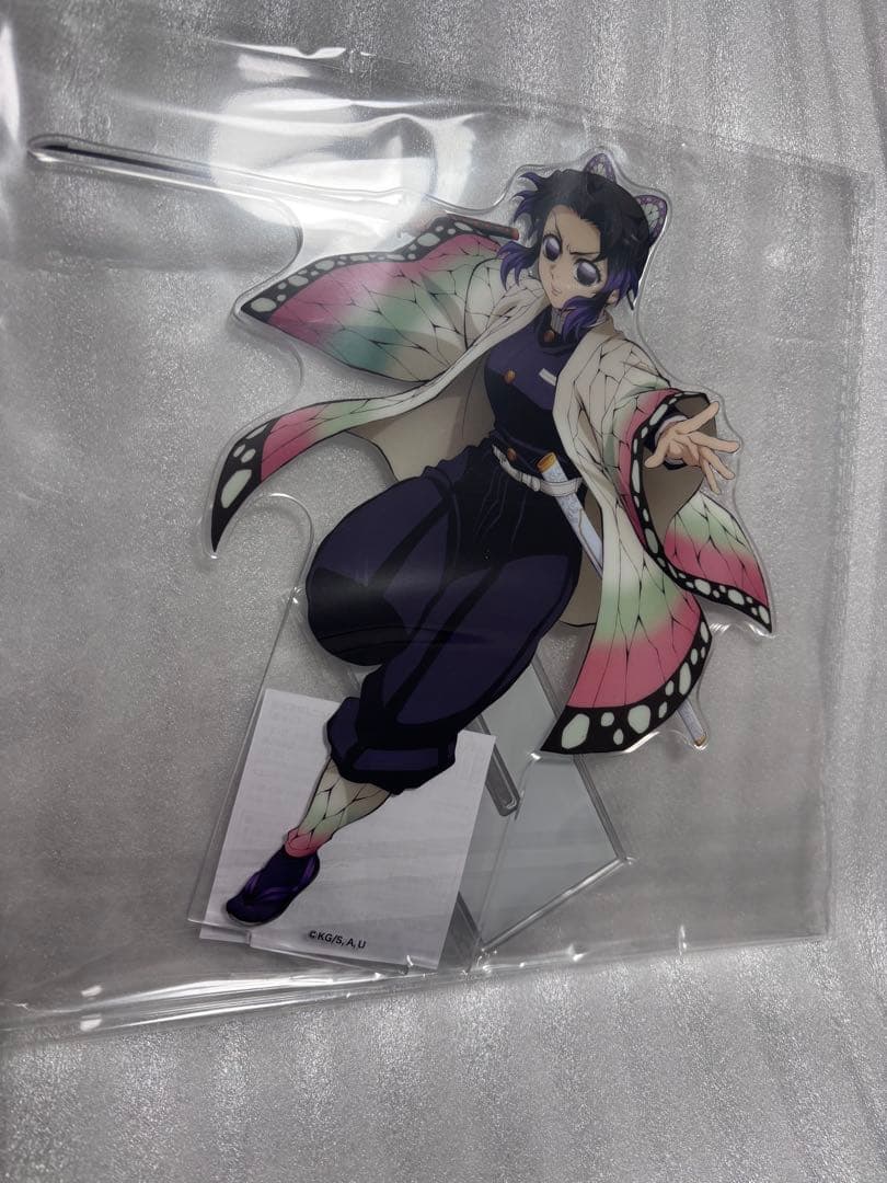 胡蝶しのぶ ビッグアクリルスタンド - メルカリ