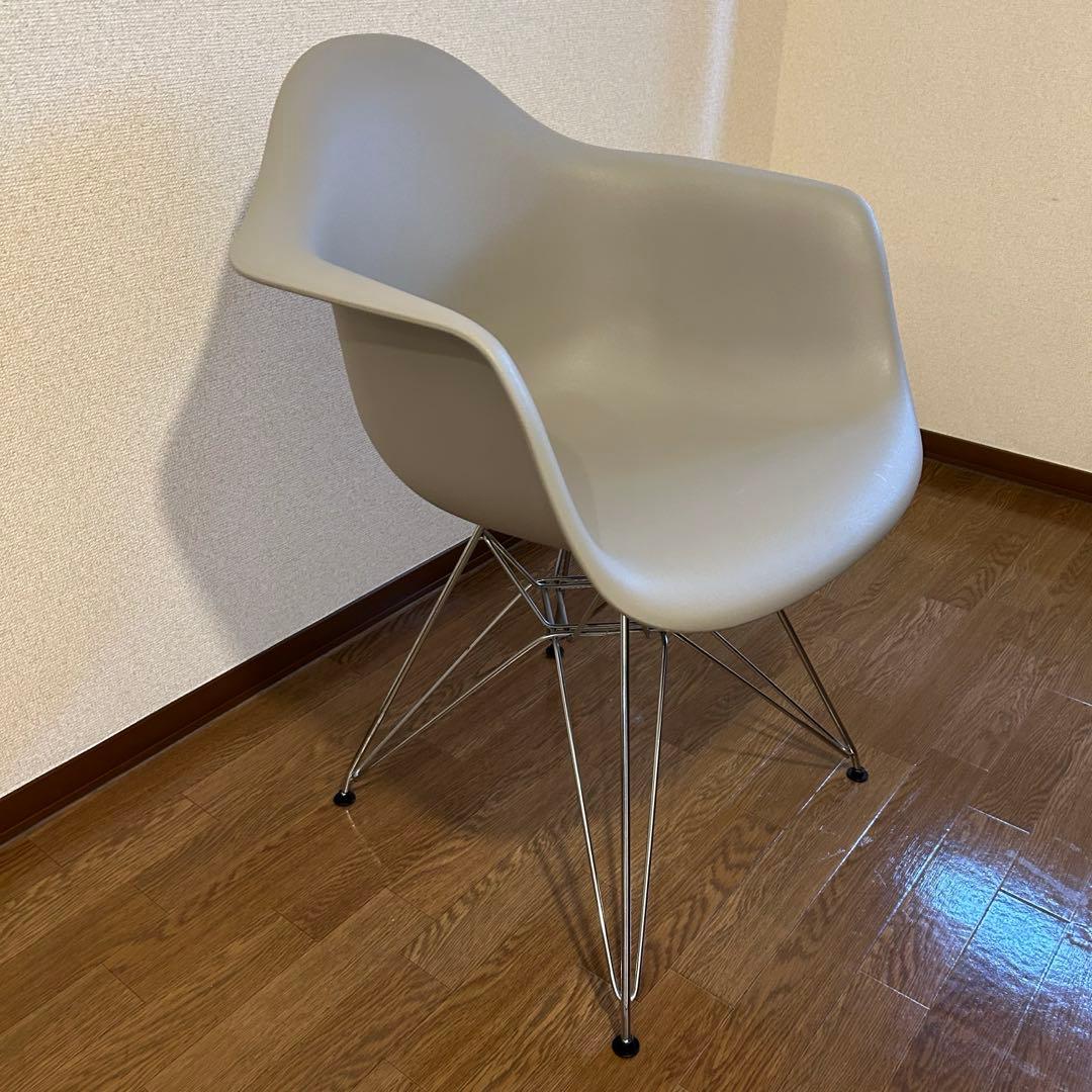 イームズ グレー アームシェルチェア モダンデザイン