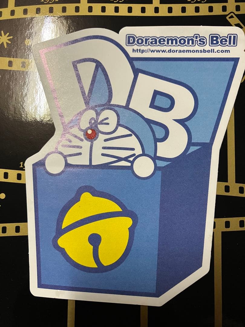 ドラえもん 映画30周年記念ピンズセット - メルカリ